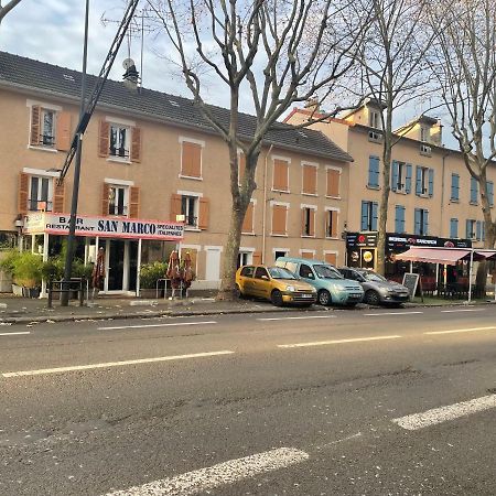Studio Proche De Paris, Versailles Et La Defense Chaville Eksteriør bilde